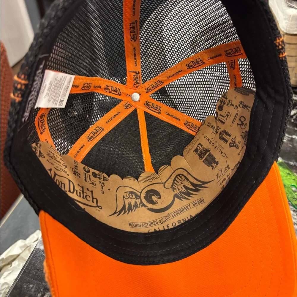 Von Dutch Cream and Orange Cap - Picture 3 of 4